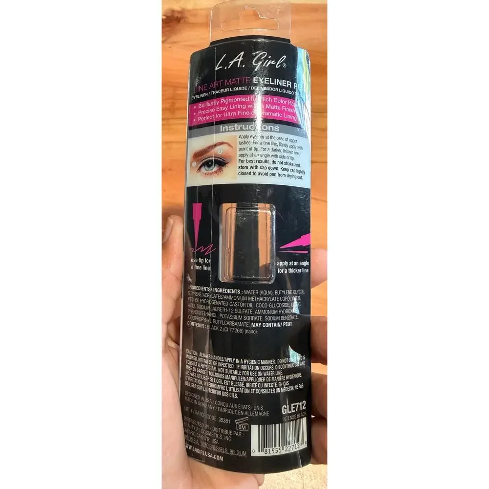 L.A. Girl Line Art Matte Eyeliner Pen Intense Black GLE712 New Sealed